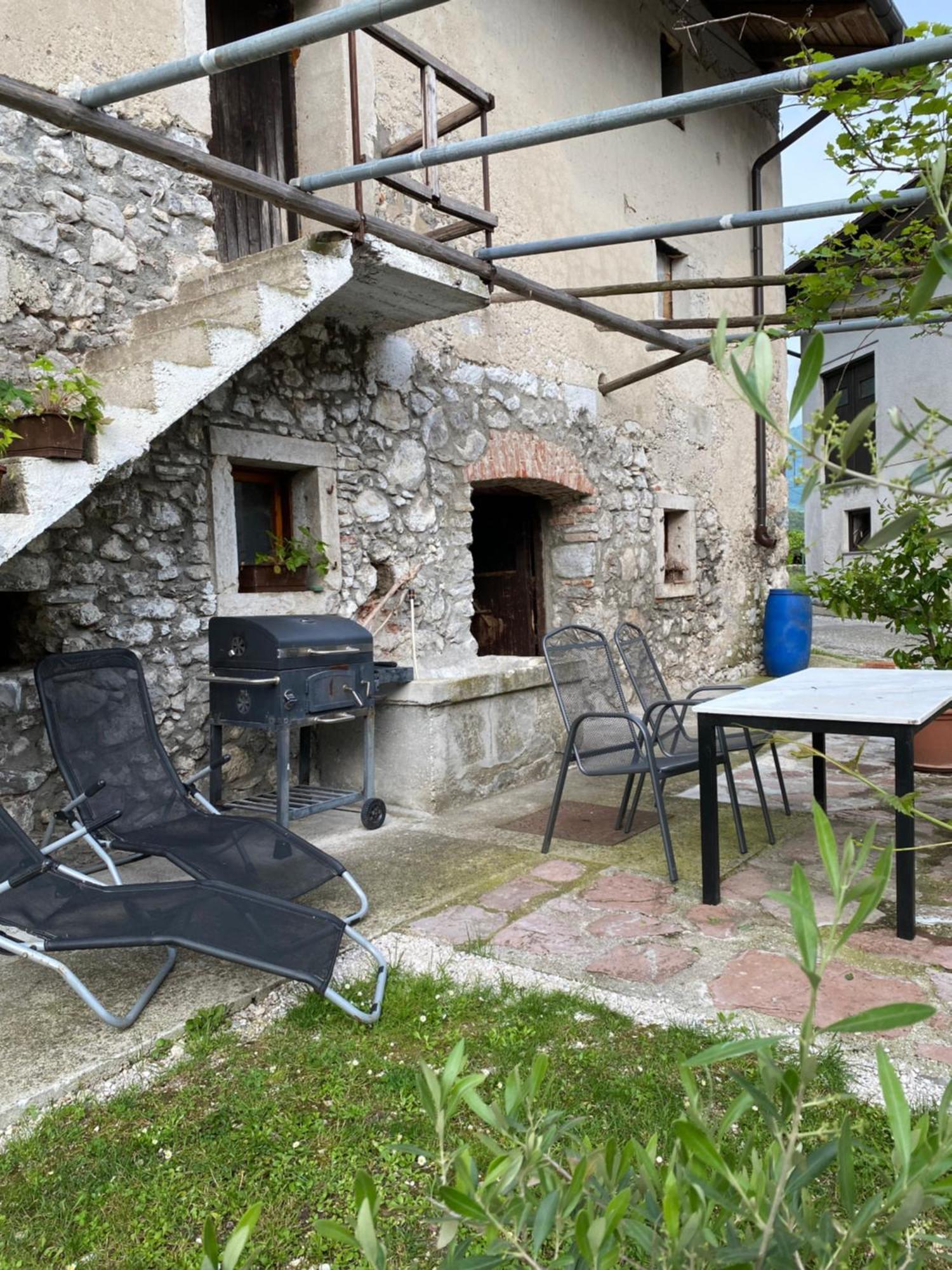 Trnovo Ob Soci Kuhala Apartment Kobarid Luaran gambar